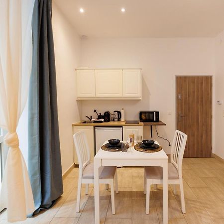 Cozy Market-Square Retreat Located In The Heart Of The 10Th District Wien Eksteriør bilde